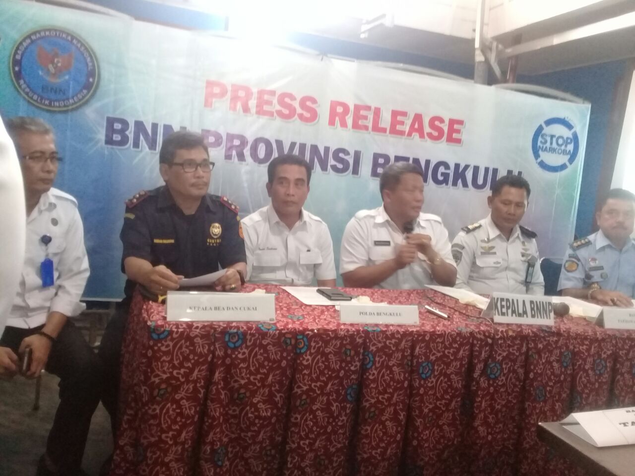 HUKUM