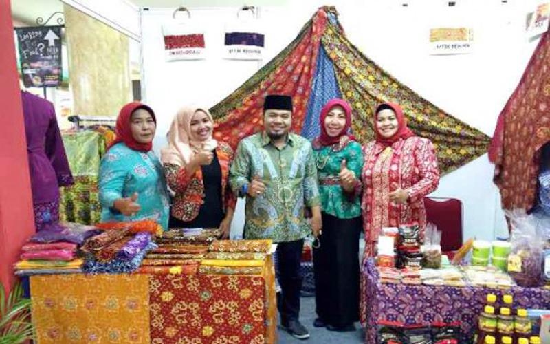 Pemkot Bengkulu melalui Dinas Koperasi dan UKM Kota Bengkulu turut berpatisipasi dalam BITTEC ( Bandung Invesment, Tourism, Trade &amp; Export Commodity) EXPO 2016 di BTC FASHION Mall Bandung, Jawa Barat