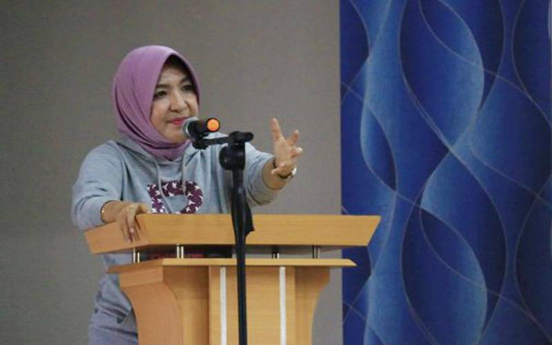 Wawalikota Bengkulu memberikan sambutan pada apel gabungan dalam rangka memeriahkan hari ulang tahun ke-72 proklamasi kemerdekaan Republik Indonesia tahun 2017 di Aula Kantor Walikota
