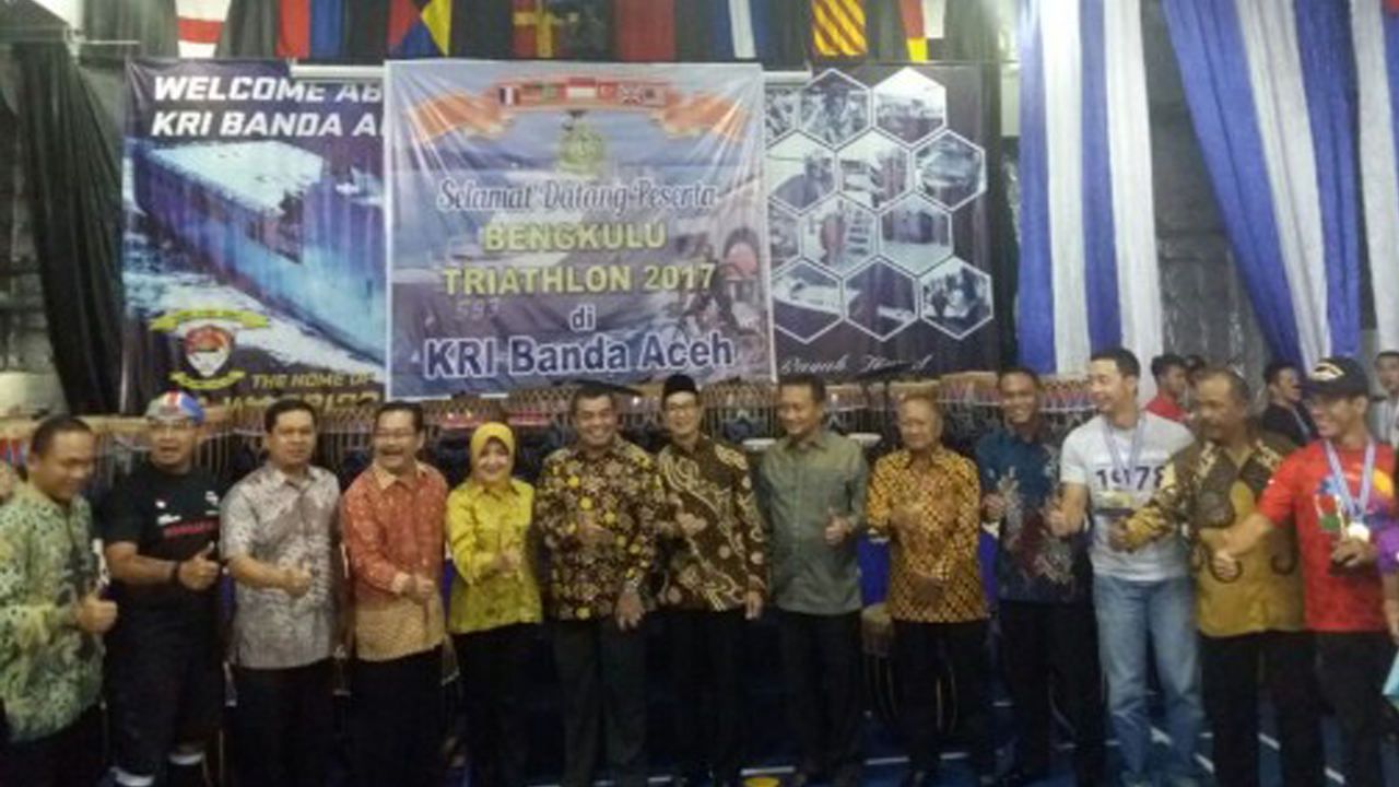 Pemprov dan Pemkot Bengkulu menggelar pembagian hadiah dan silaturahmi bersama