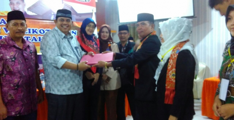 Jahin-Khairunisa Mendaftar Ke KPU Kota Bengkulu