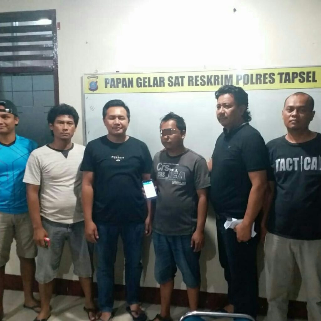 Hukum