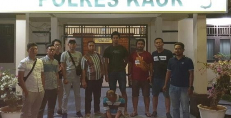Hukum
