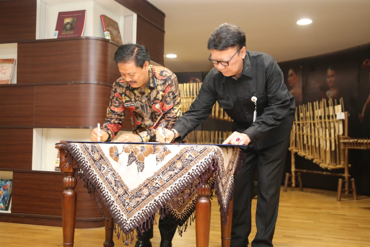 Nasional