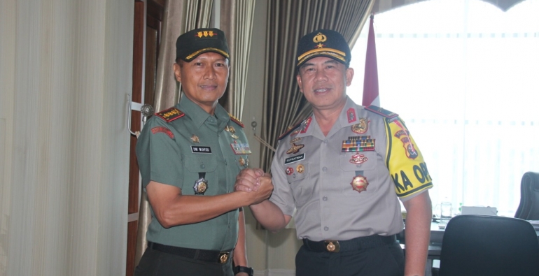 Hukum