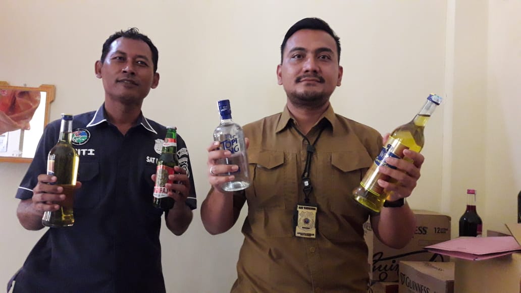 Hukum