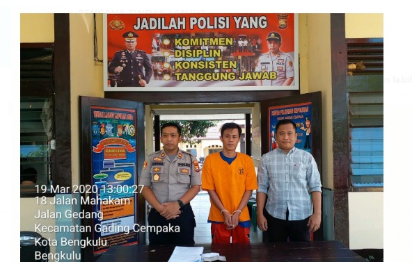 Hukum
