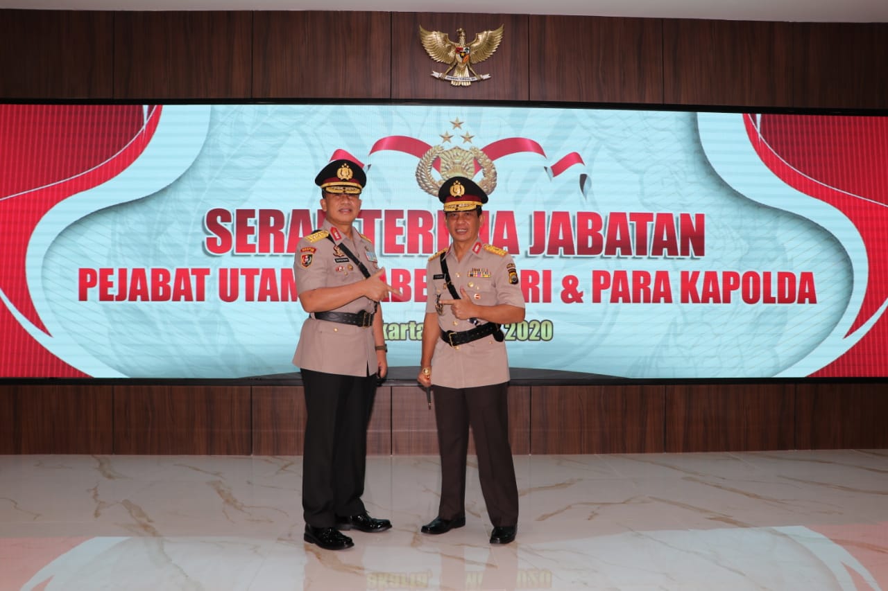 Hukum