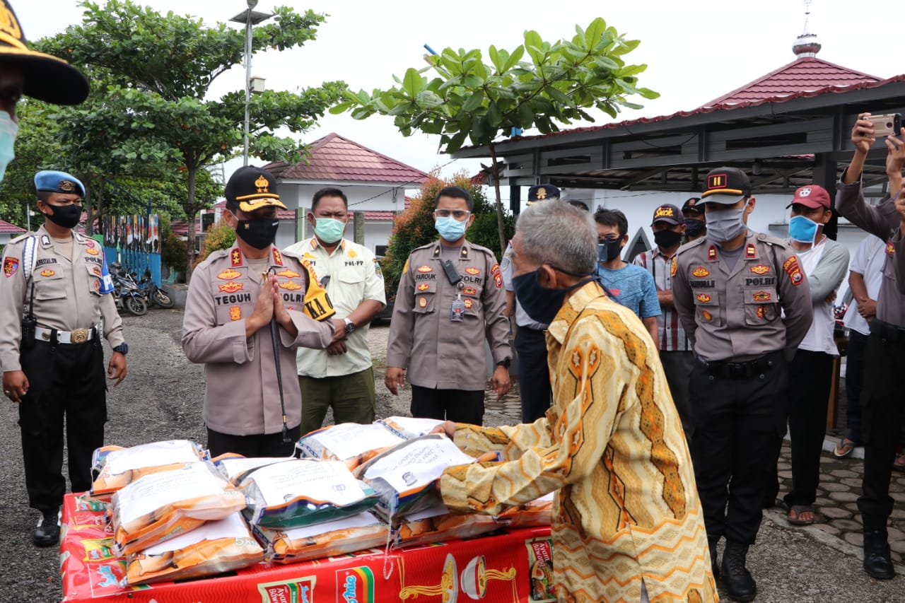 Hukum
