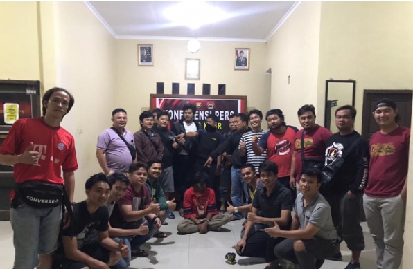 Hukum