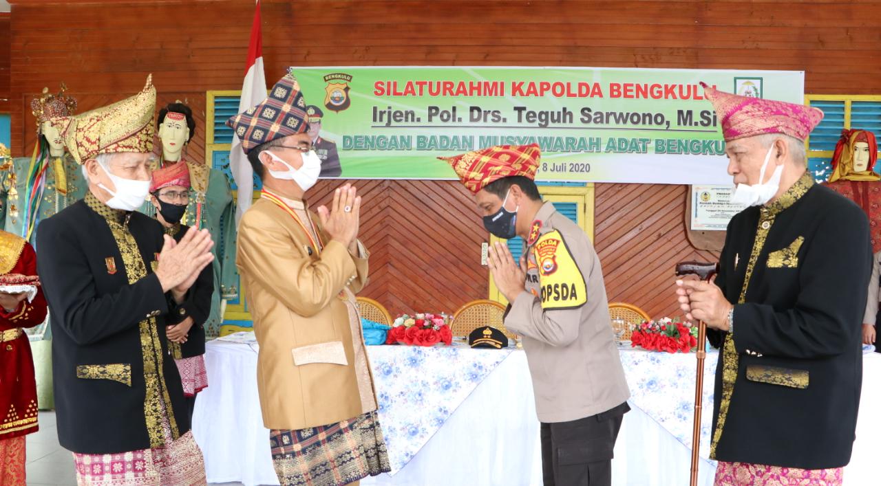 Hukum
