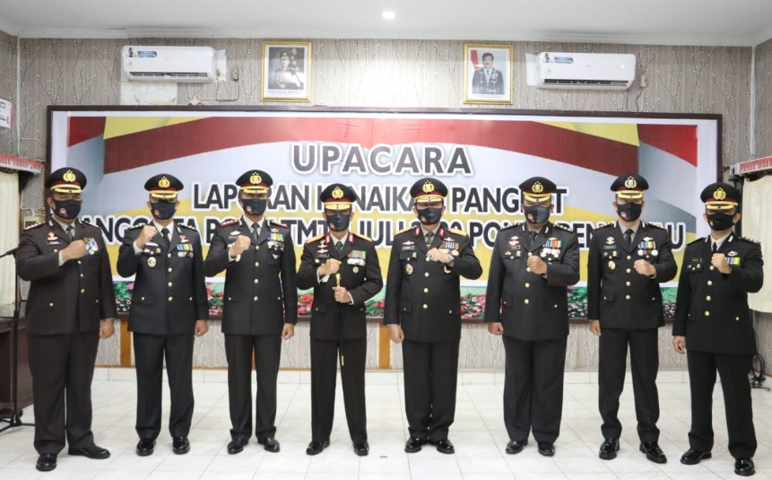 Hukum