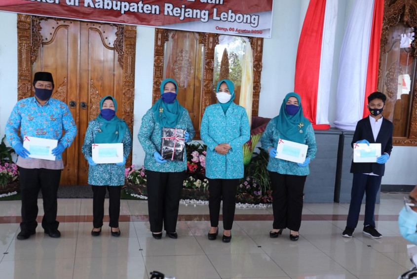 Nasional