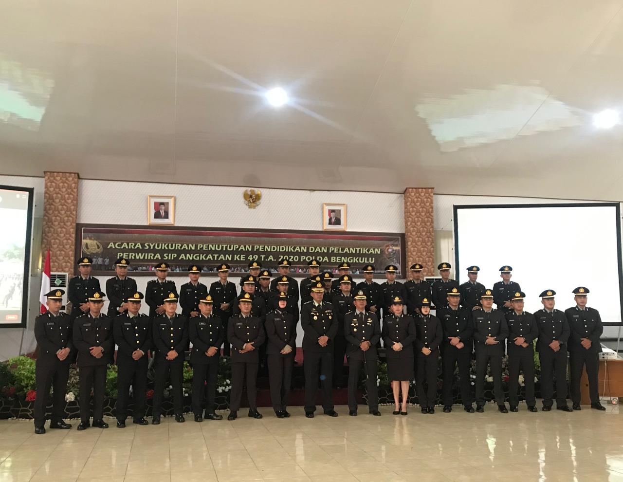 Hukum