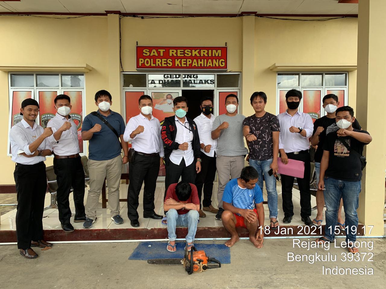 Hukum