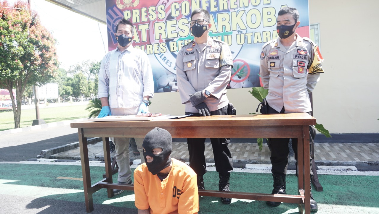 Hukum