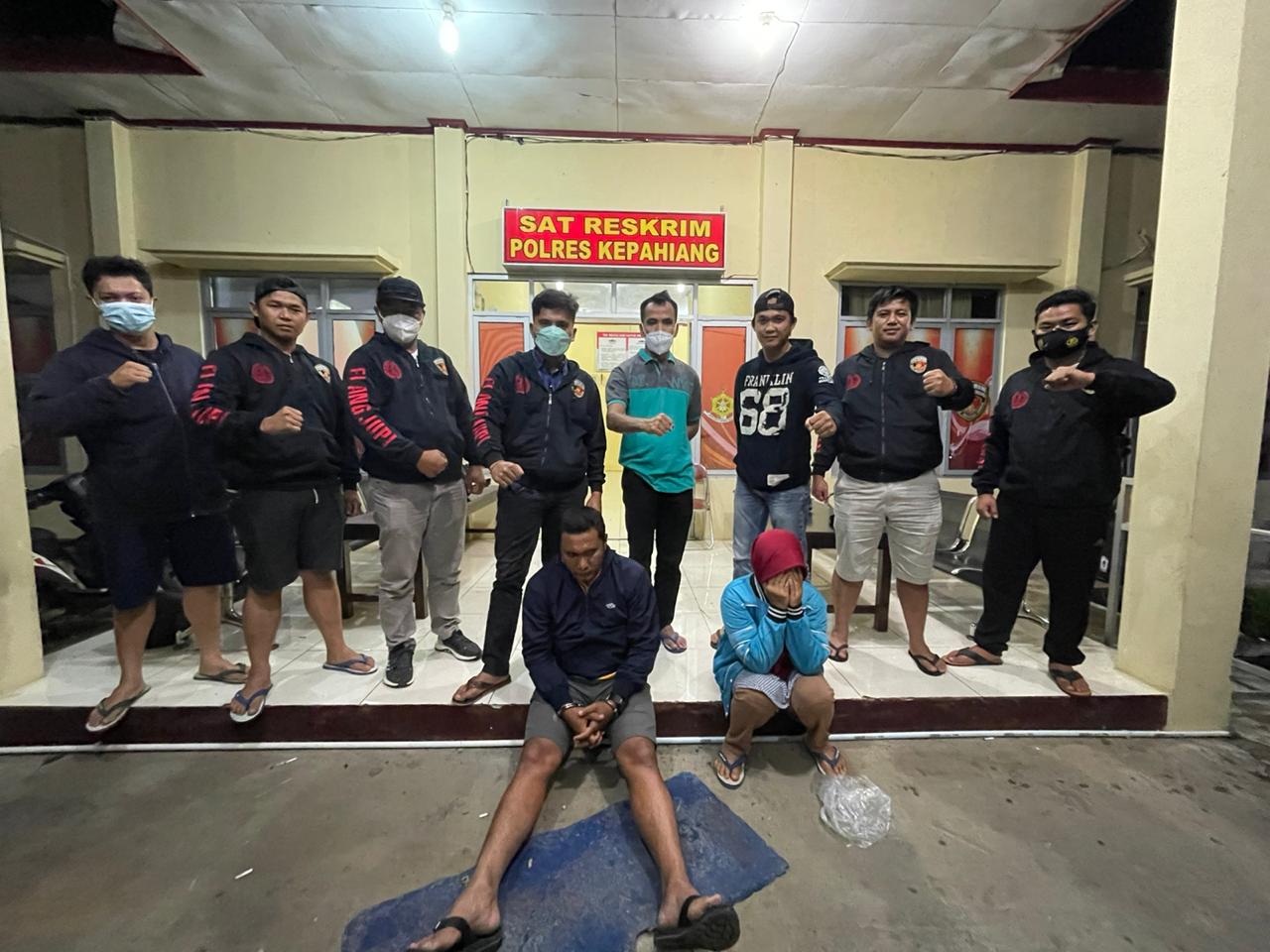 Hukum