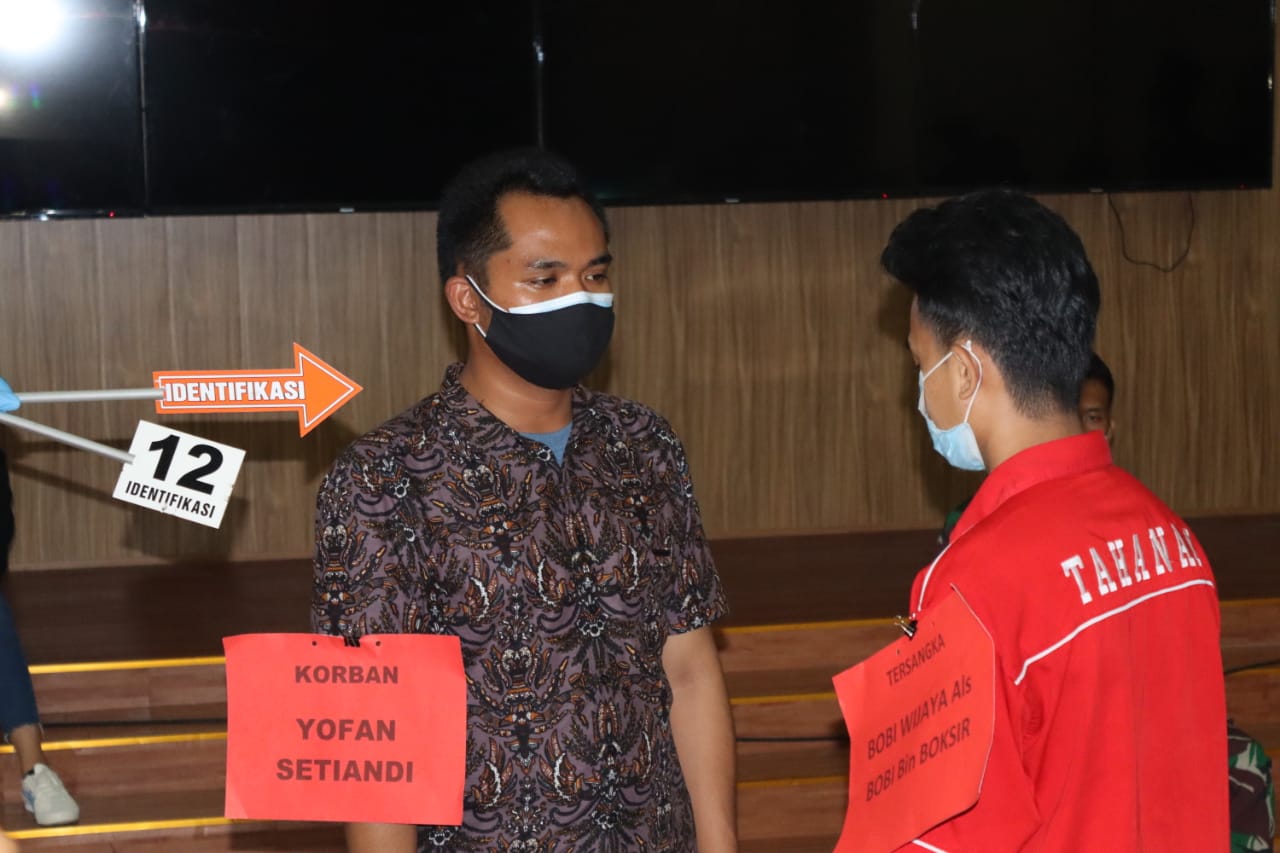 Hukum