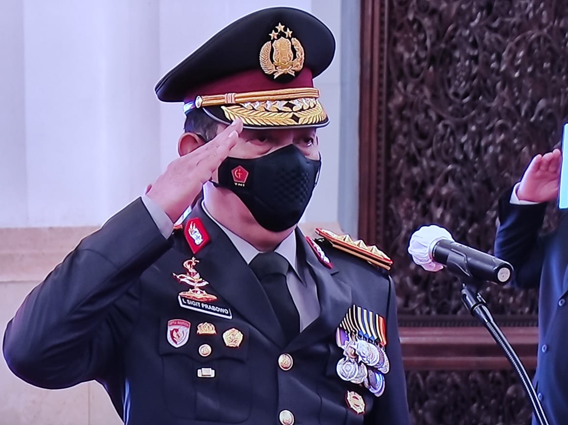 Hukum