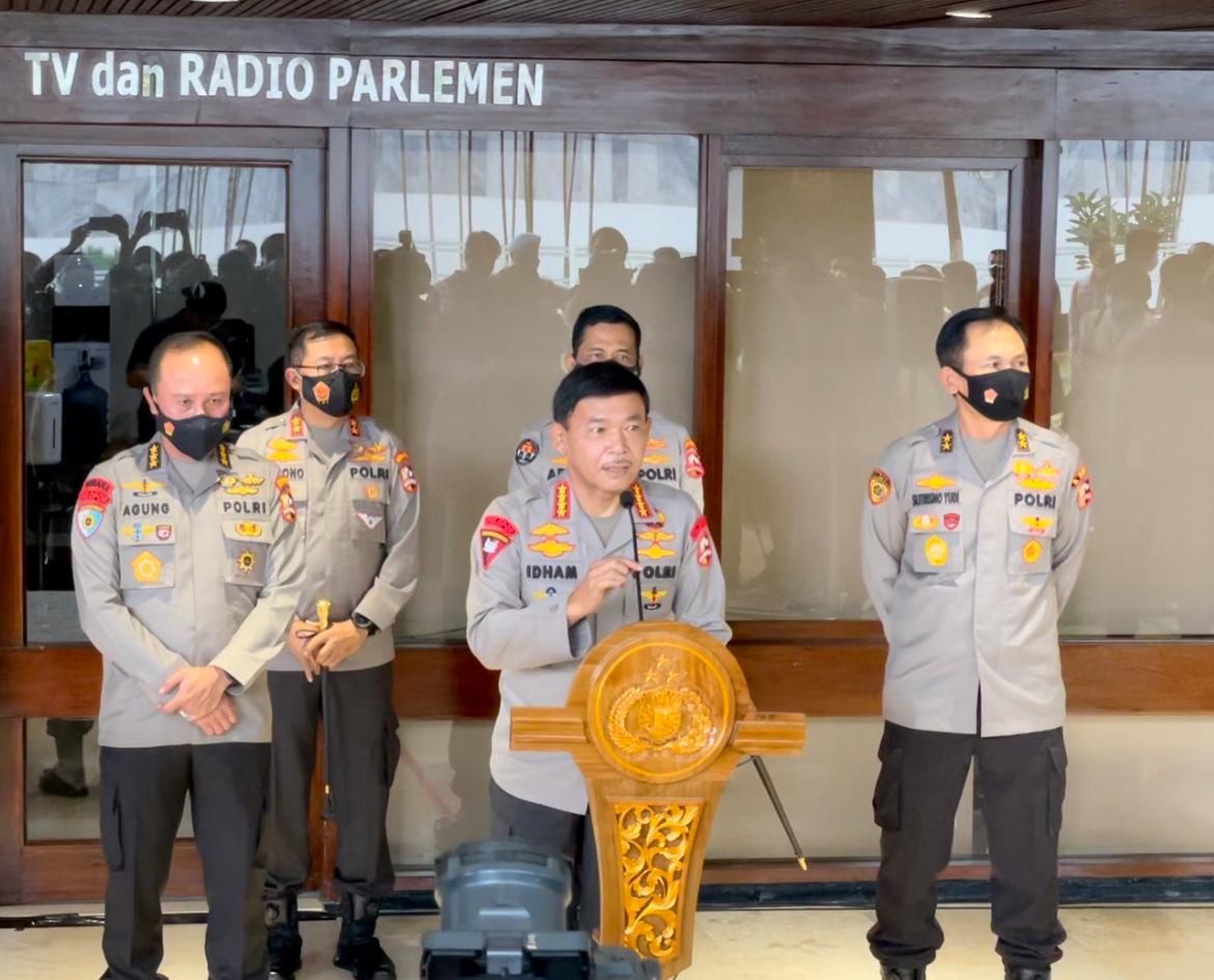 Hukum