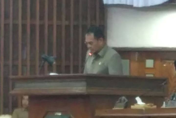 Penyampaian Hak Keuangan dan Administratif Pimpinan dan Anggota DPRD Provinsi