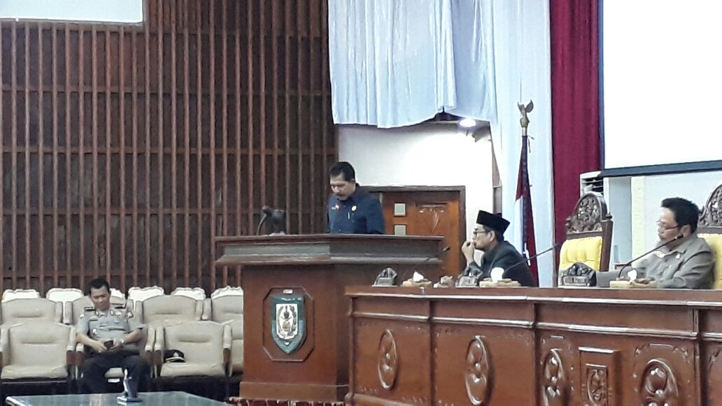 Perwakilan fraksi Nasdem menyampaikan pandangan akhir