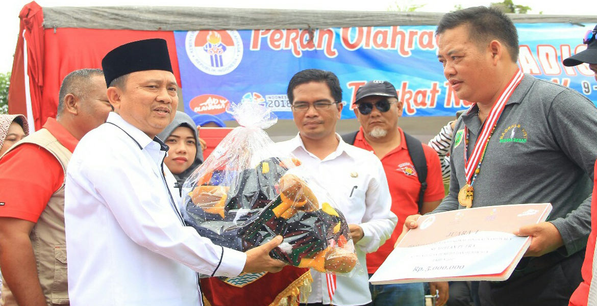 Provinsi Kalimantan Timur meraih Juara I pada cabor Sumpitan