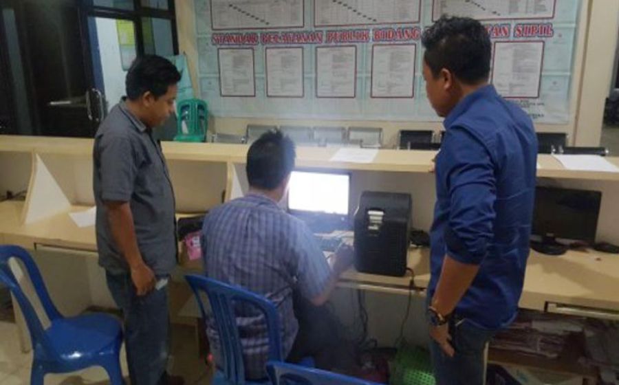 Dinas Kependudukan dan Catatan Sipil Kota Bengkulu menargetkan mencetak 5000 e-KTP baru bagi warga kota yang belum punya e-KTP