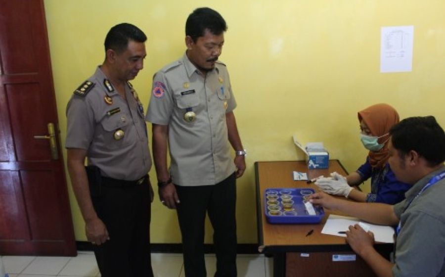Photo Media Center Kominfo Kota Bengkulu Suasana Tes Urine 