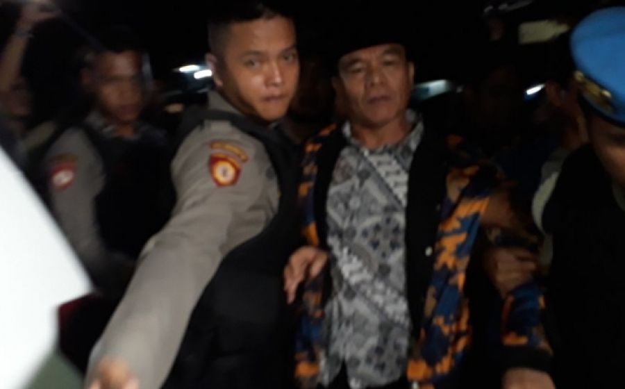 Hukum