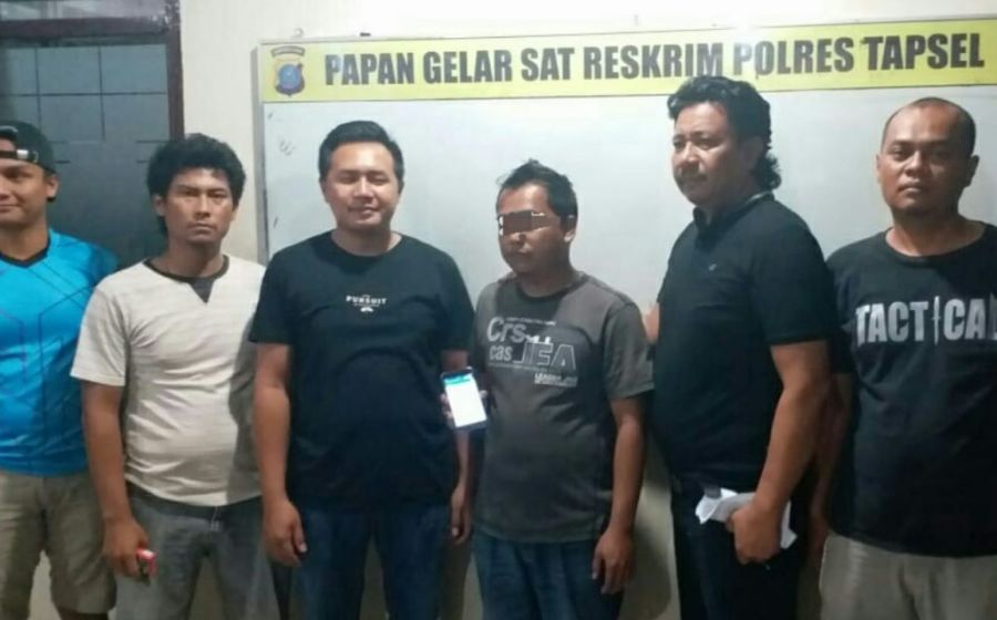 Hukum