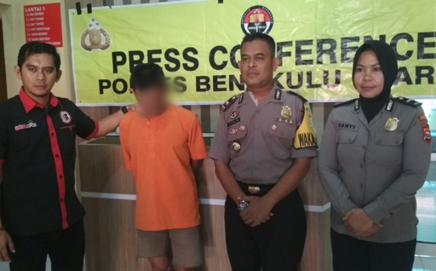 Hukum
