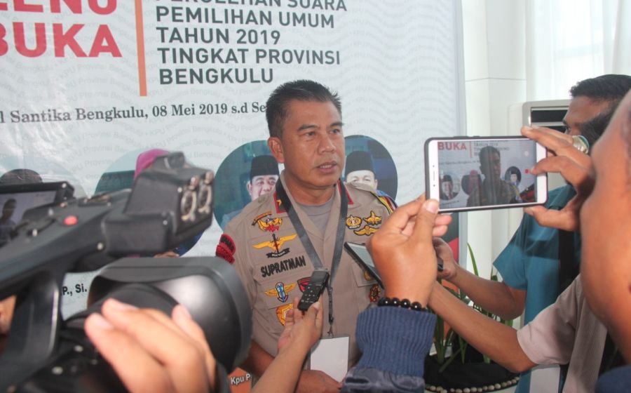 Hukum