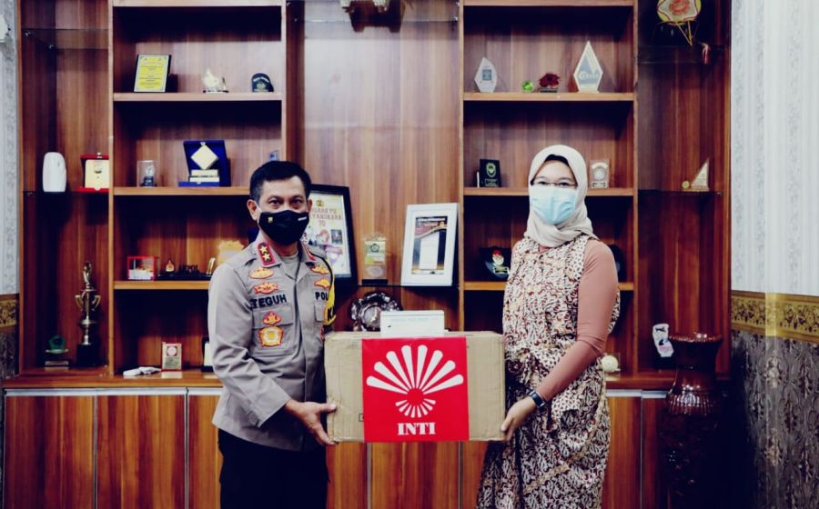 Hukum