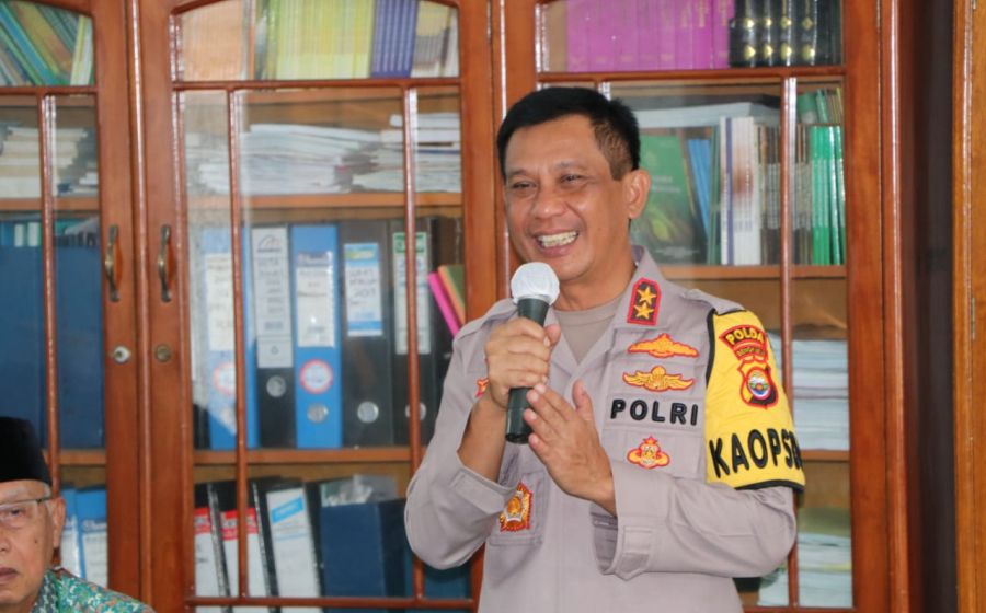 Hukum