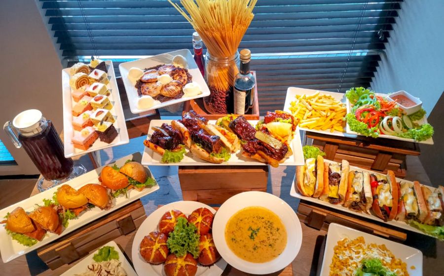 Sajian Makanan Khas Negara Barat oleh Mercure Bengkulu