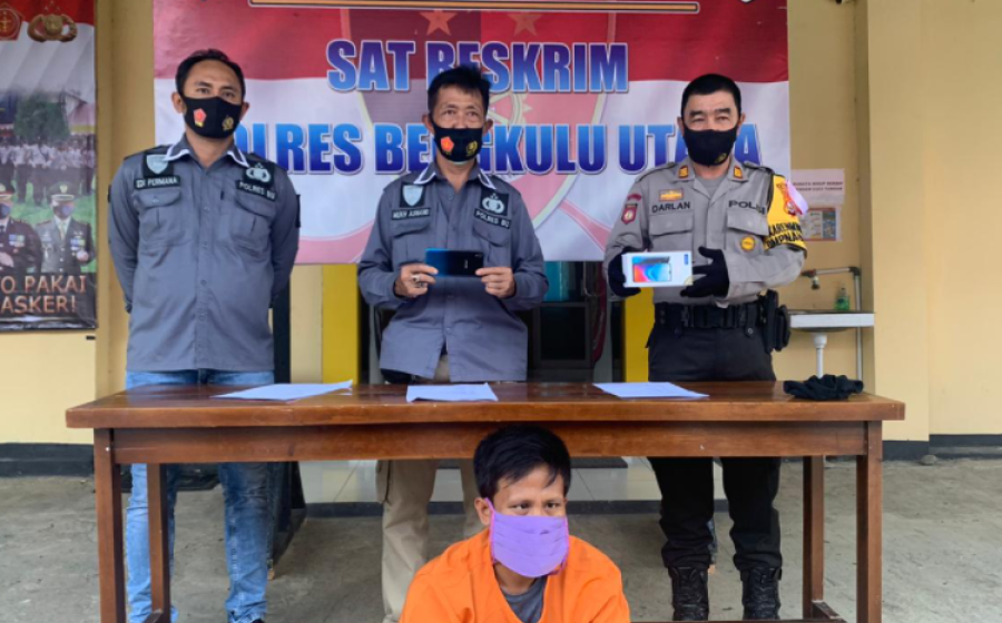 Hukum