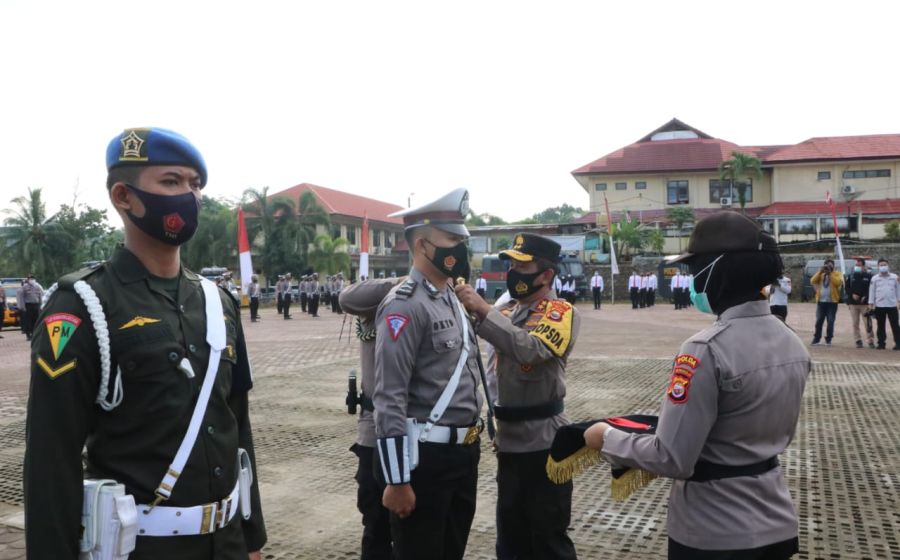 Hukum