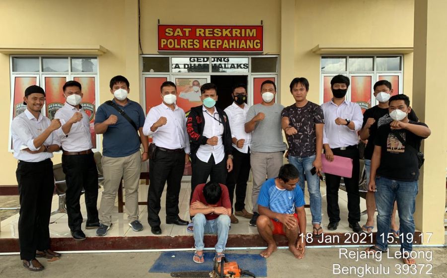 Hukum