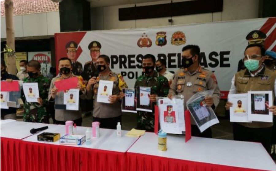 Hukum