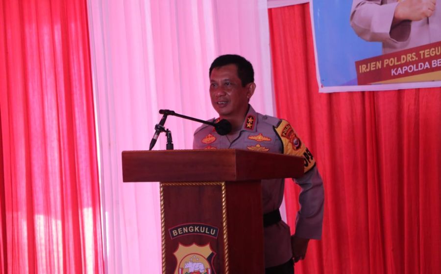 Hukum
