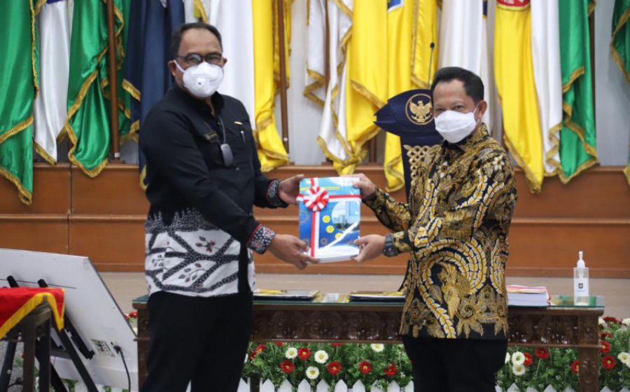 Nasional