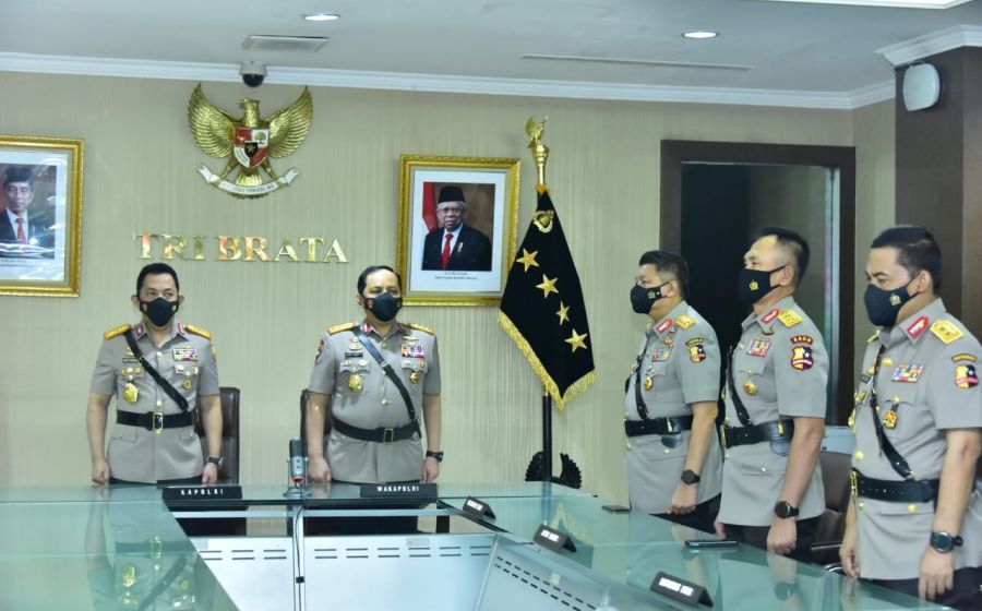 Hukum