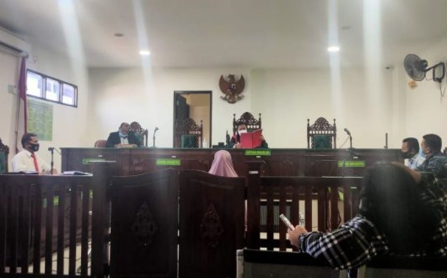 Hukum