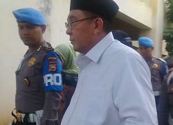 HUKUM