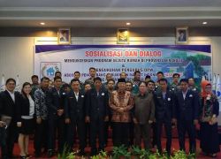Pengurus ASPPRIN berpoto bersama Plt Gubernur Bengkulu