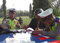Hukum
