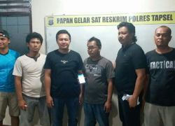 Hukum