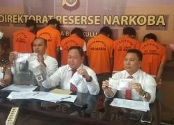Hukum