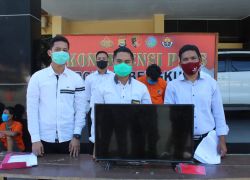 Hukum